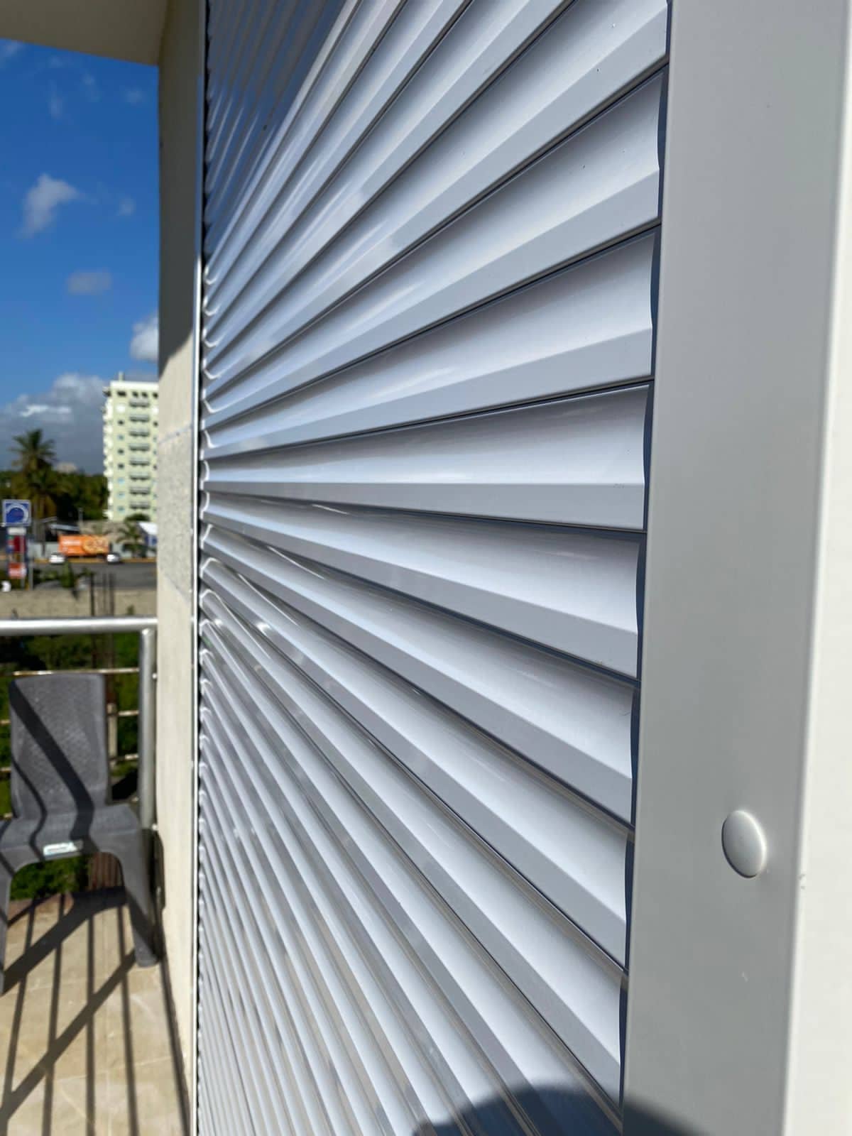 dbe27100-9042-4e81-a58b-2bd40fc1e220